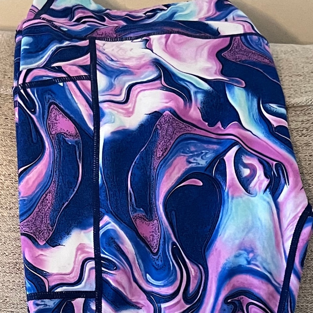 Constantly Varied Gear (CVG) Size Large Full Length Leggings - Cotton Candy